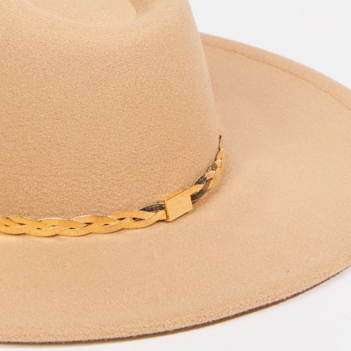 Going Chic Mocha Brim Hat with Gold Chain
