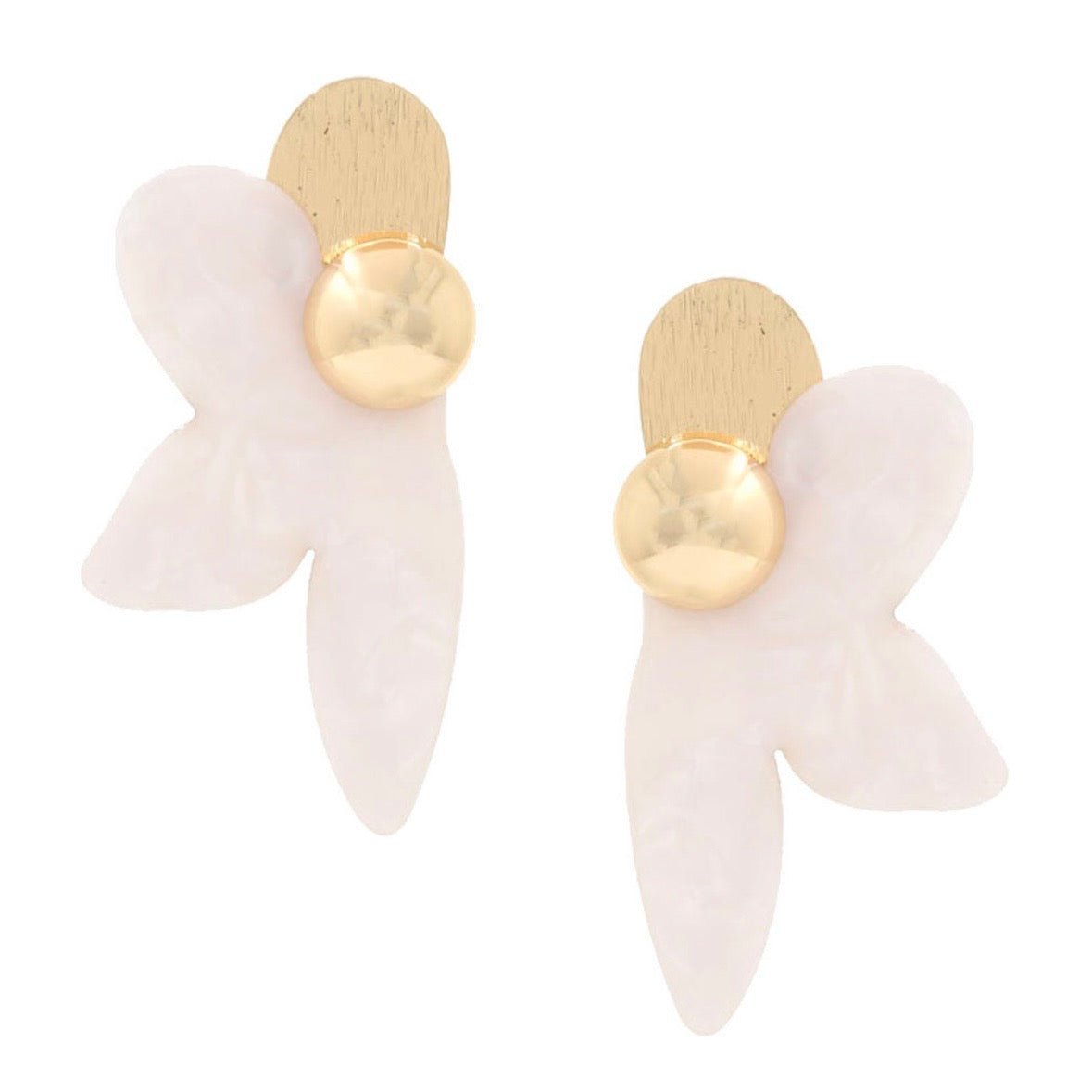 PE-68698 MOTHER OF PEARL FLOWER PETAL EARRINGS