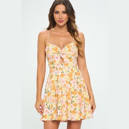 Feeling Floral Key Hole Dress - Dainty Hooligan