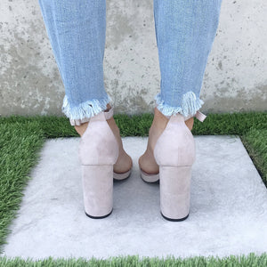 Classy Suede Heels in Grey - Dainty Hooligan