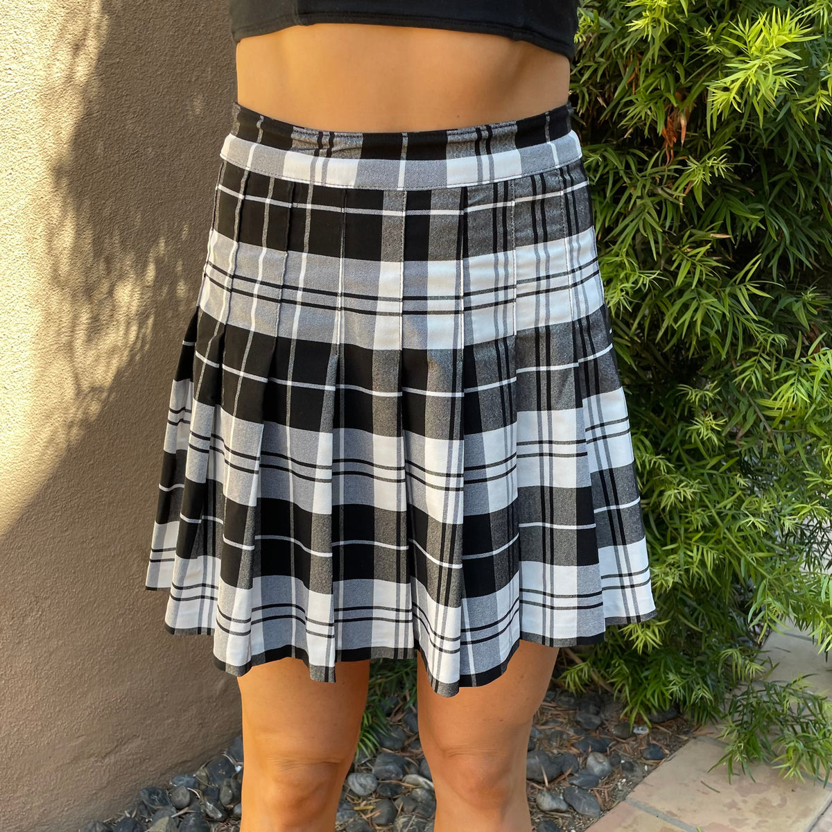 Black & White Plaid Pleated Mini Skirt - Dainty Hooligan