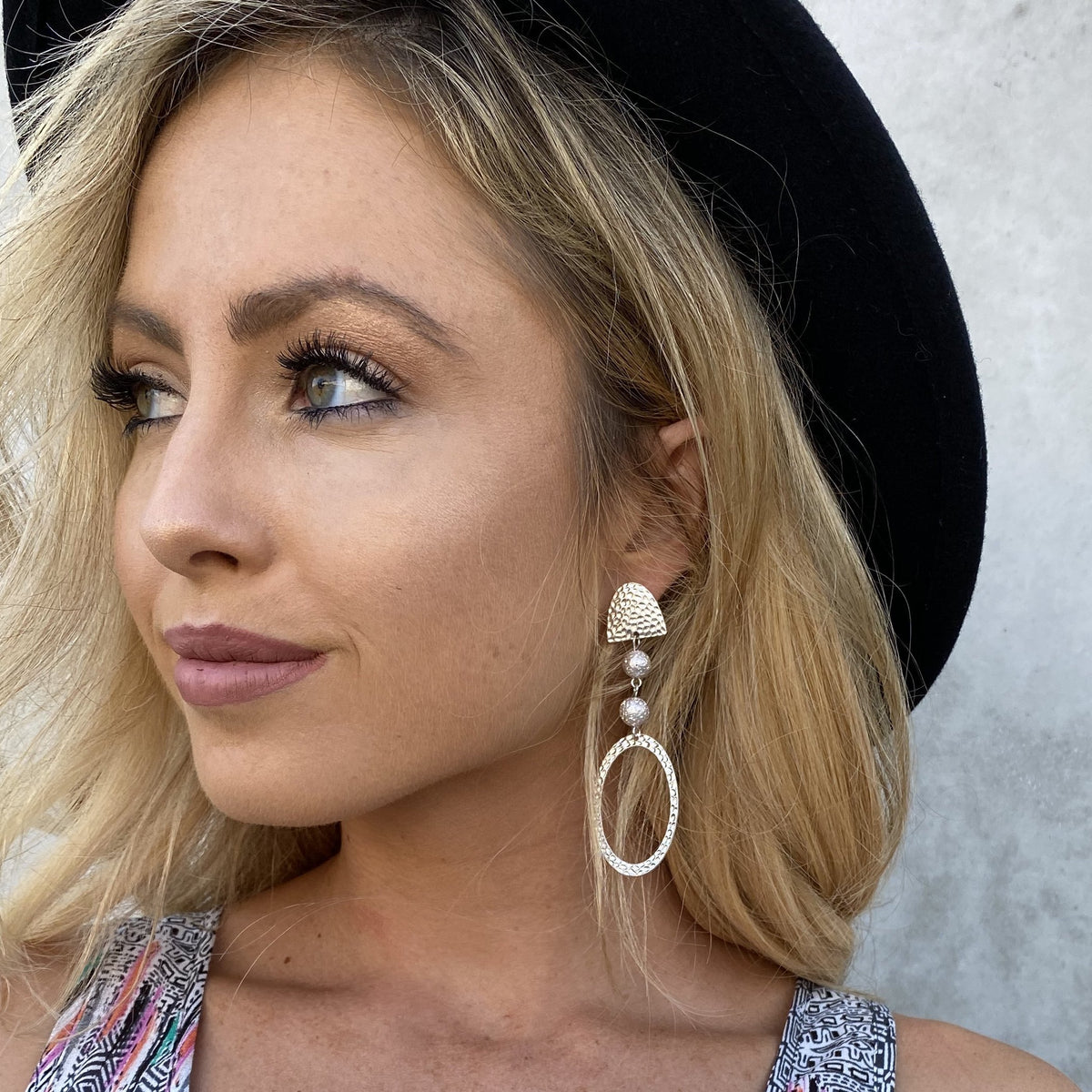 Right Lane Silver Dangle Earring - Dainty Hooligan