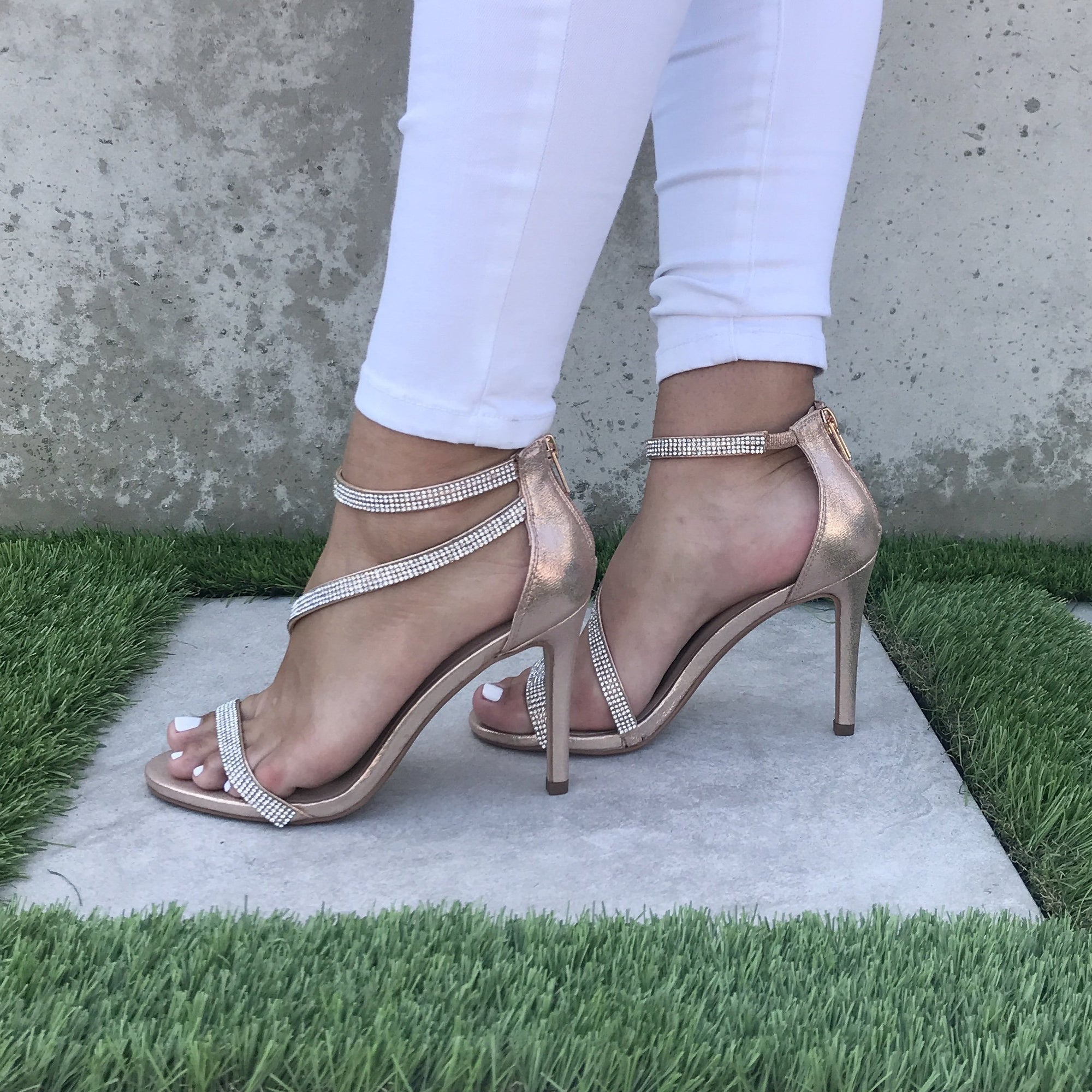 MONROE ROSE GOLD BLOCK LACE UP HEELS!! | Heels, Heels outfits, High heel  sandals