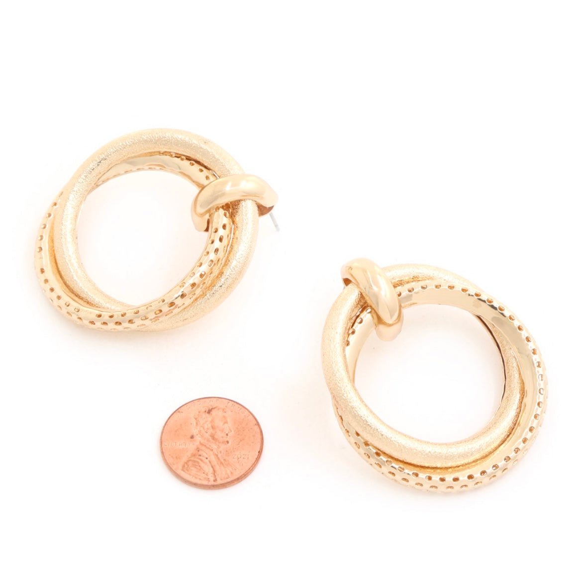 Woven Hoop Earrings in Gold