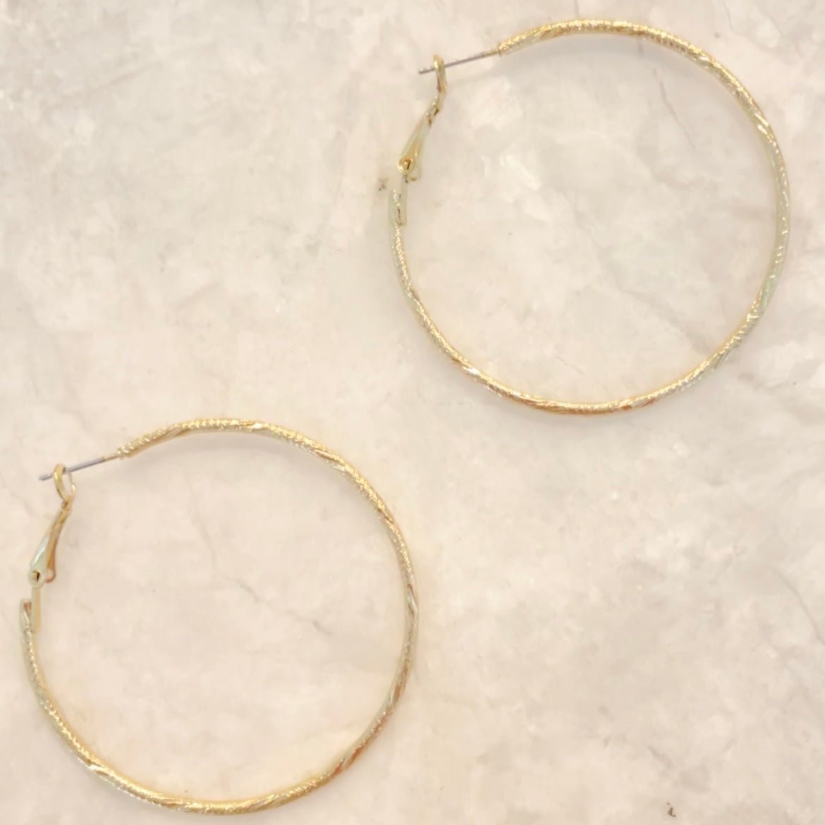 Texture Gold Shine Medium Hoop Earrings