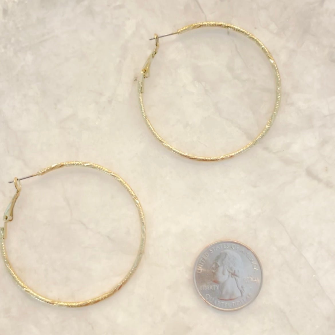 Texture Gold Shine Medium Hoop Earrings