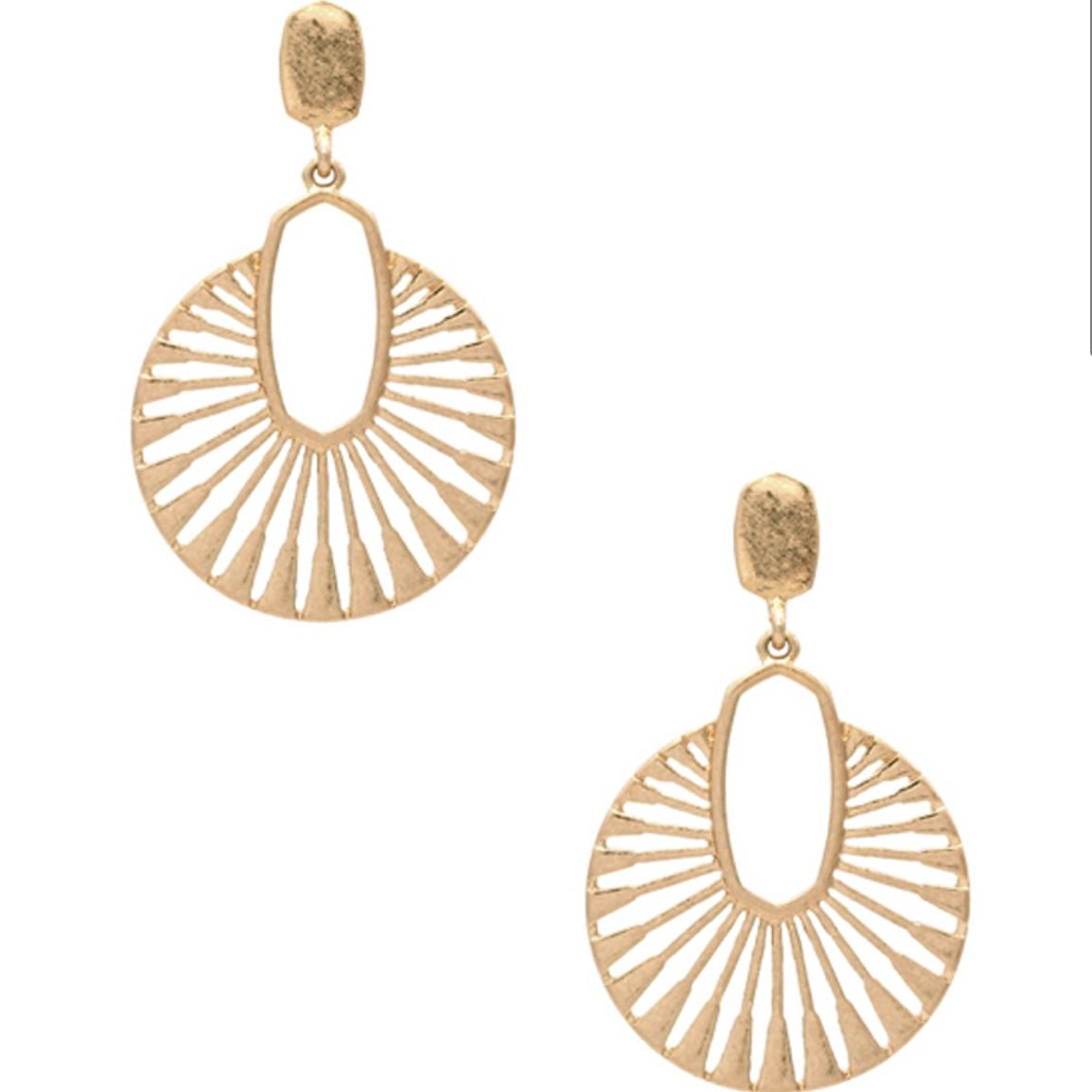 Divine Connection Lasercut Earrings in Gold