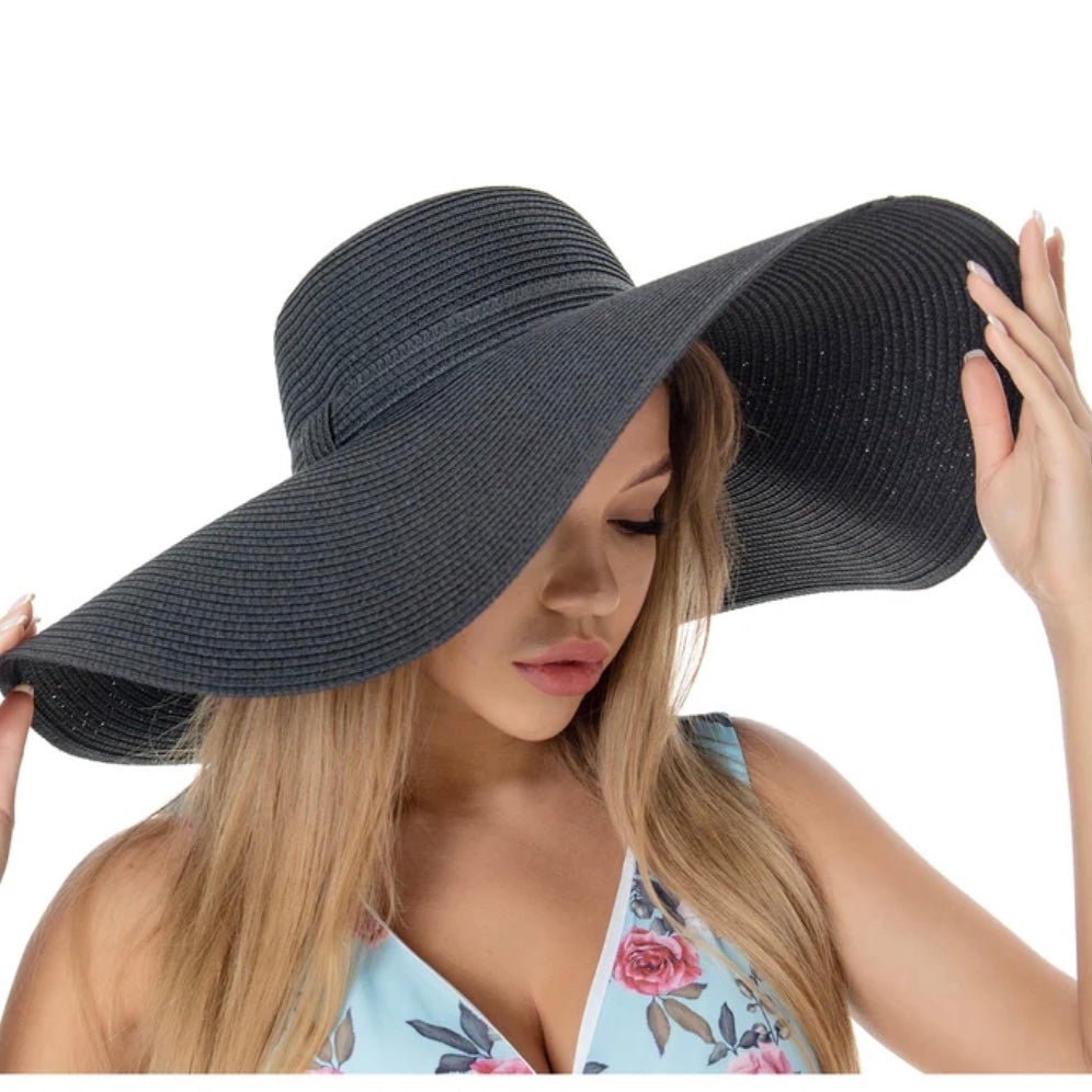 Large Beach Straw Hat in Black