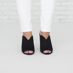 Casual Love Slip On Heels In Black - Dainty Hooligan