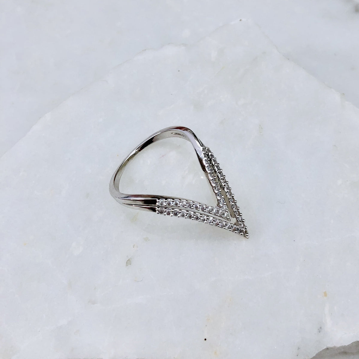 On The Edge Diamond Ring - Dainty Hooligan